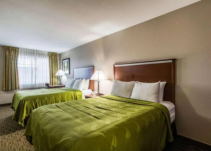 Quality Inn University Near Downtown